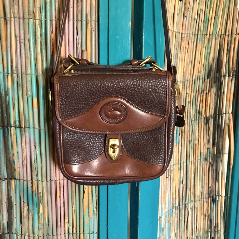 DOONEY & BOURKE Bag, LIKE NEW! Adjustable Strap, Shoulder, Crossbody or Handheld